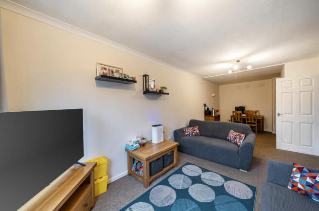 1406695-5-6982008...