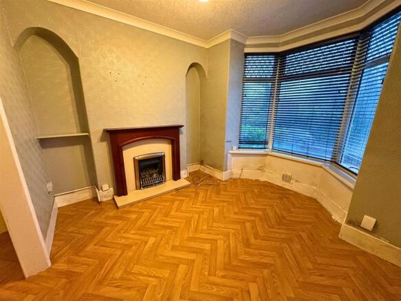 Lounge 1a (edit).jpg