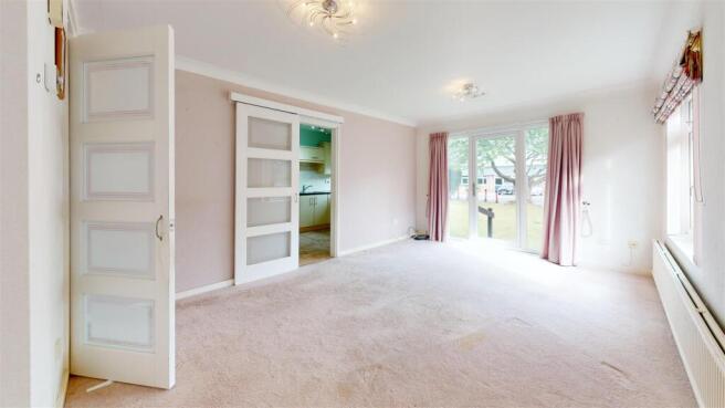 15-St-Peters-Way-Bedroom.jpg