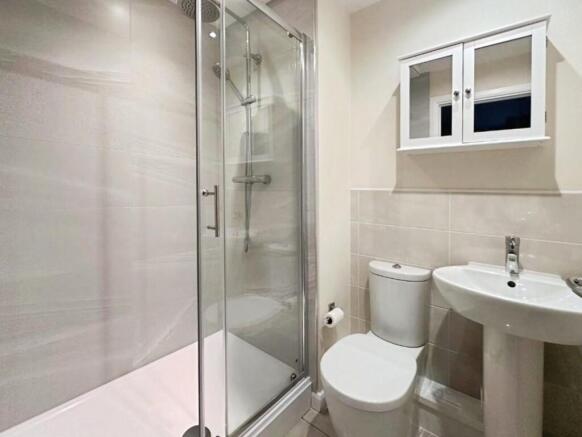 5f6b7c74-En 20suite 20grd 20floor.jpg