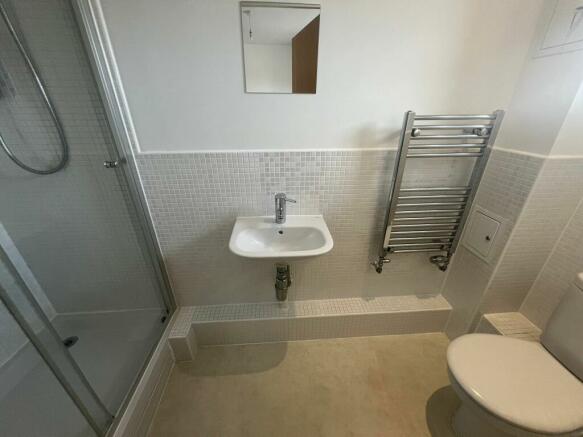 En-suite Bathroom