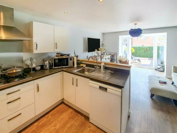 Kitchen Family Room