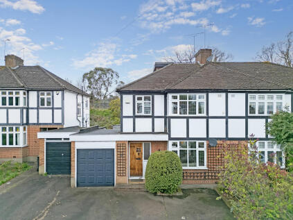 Loughton Way, Buckhurst Hill, IG9