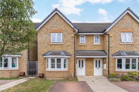 Blacksmith Close, Sunbury on Thames, TW16