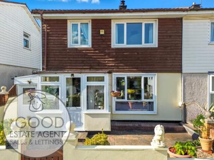 Newmans Close, Loughton, IG10