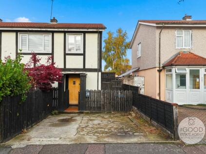 Harvey Gardens, Loughton, IG10