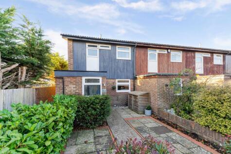 Farrier Close, Sunbury-On-Thames, TW16