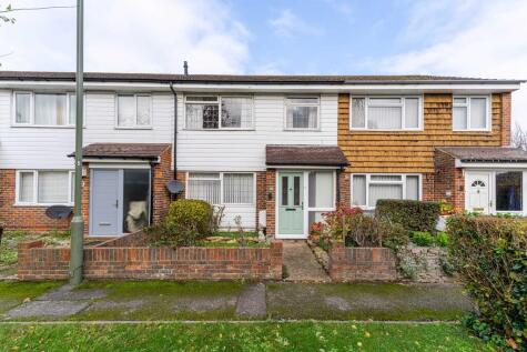 Roseacre Close, Shepperton, TW17