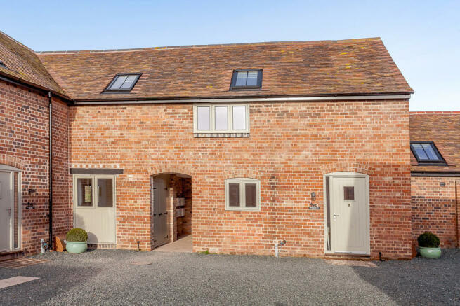 3 Bedroom Barn Conversion For Sale In The Wyke Tf11