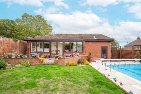 Grove Road, Coombe Dingle, Bristol, BS9