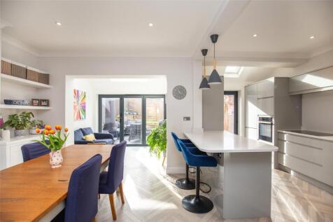 Priory Court Road, Bristol, BS9