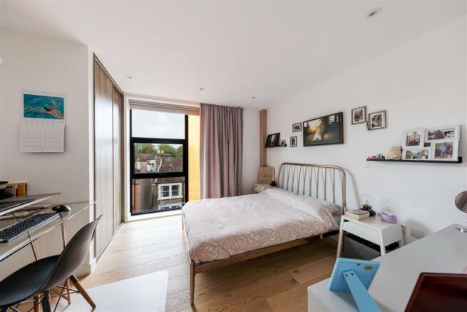Blackhorse Road, E17