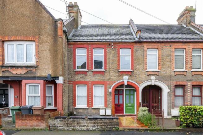 Perth Road, E10