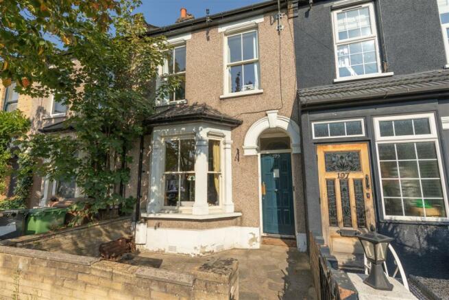 Farmer Road, E10