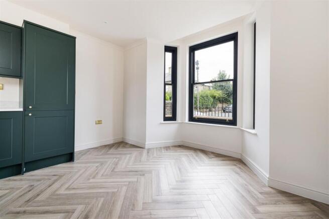 Clarendon Road, E17