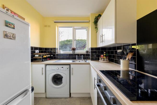 Green Pond Close, E17