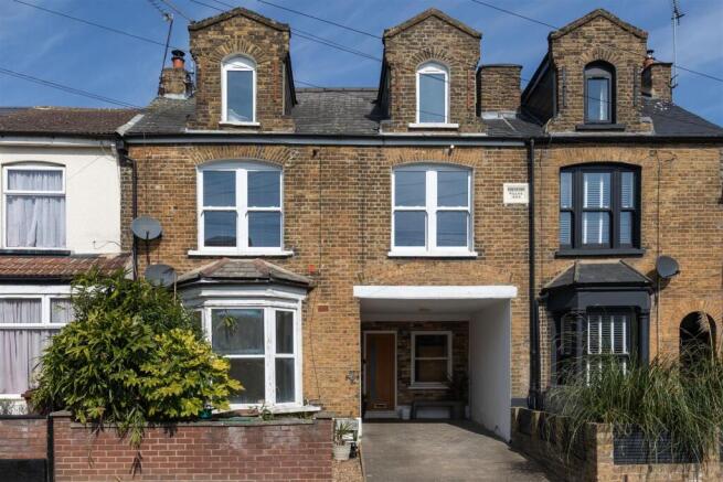 Maynard E17