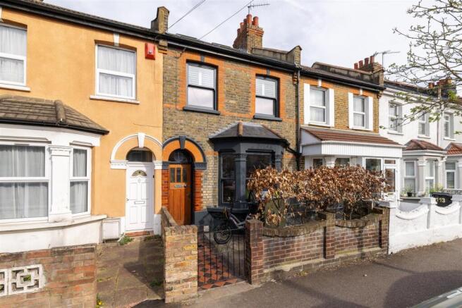 Gosport Road , E17