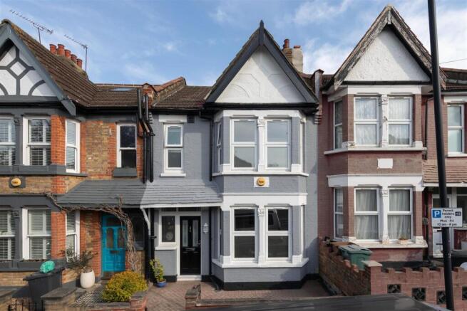 Belle Vue Road, E17