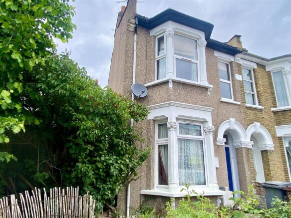 Queens Road, E17