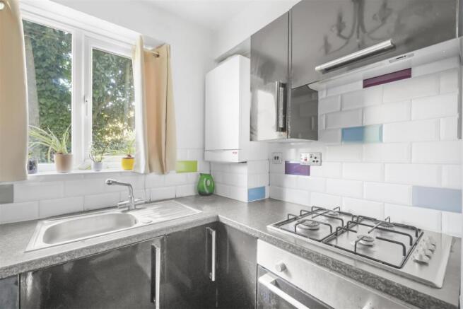 Green Pond Close E17