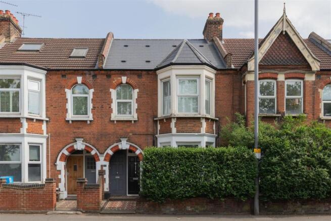 High Road Leyton, E10