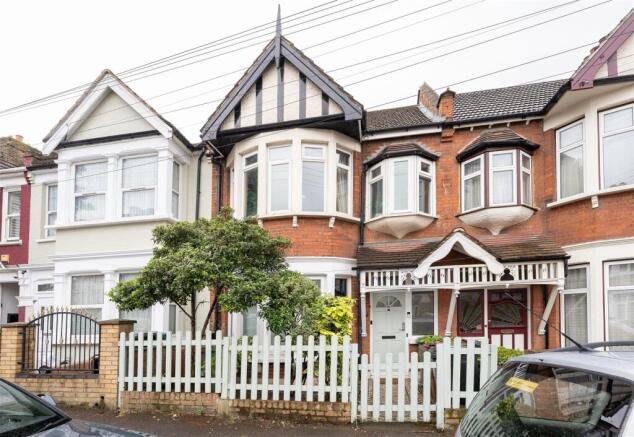 Colchester Road, E10