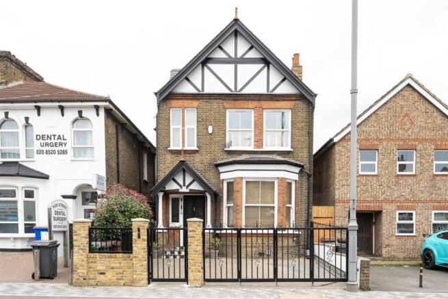 Hoe Street, E17