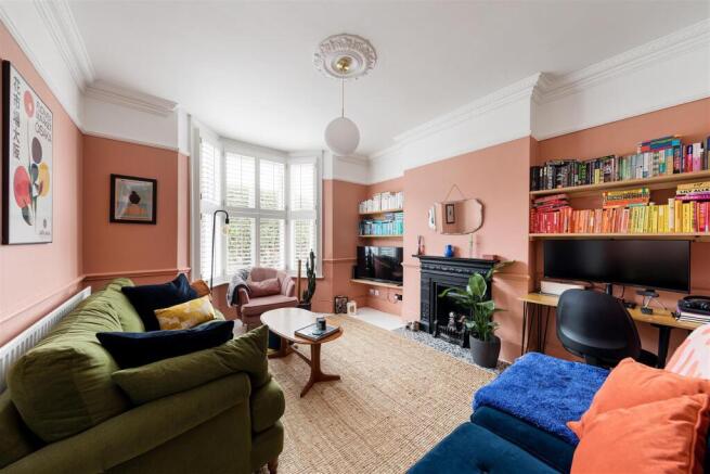 Ravenswood Road, E17