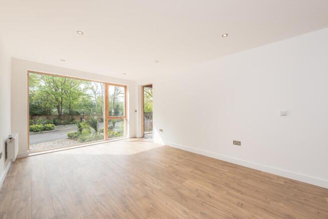 -Olivia-Court-043...