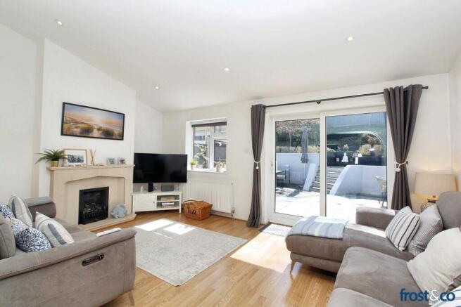 Living Room to Garden