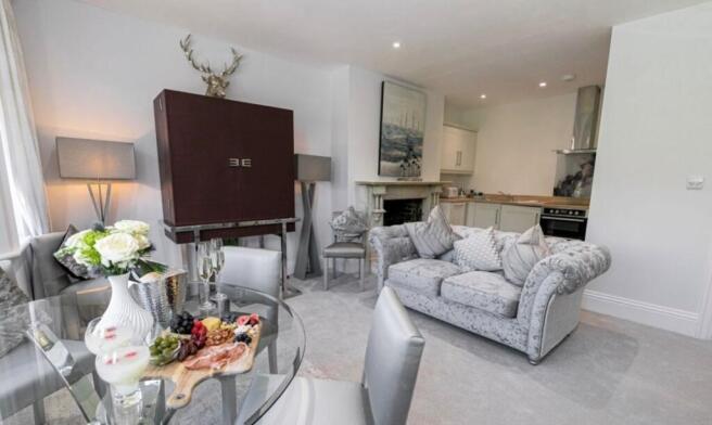 Lounge to Kitchen.