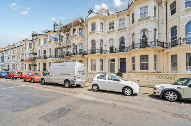 1297145-25-683069...