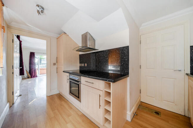 1326085-8-68762ef...