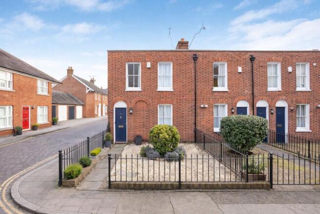 5 bedroom House for rent