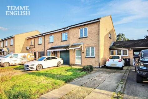 Queens Road, Basildon, SS15