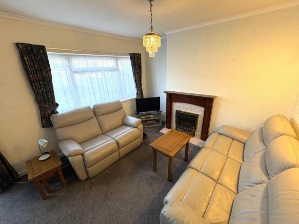 lounge 2 use