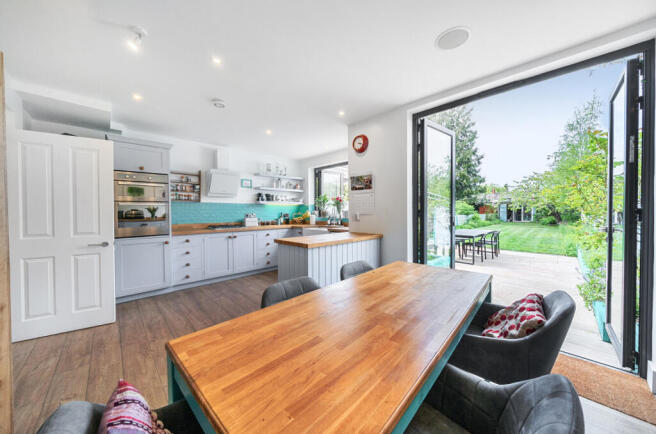 Kitchen/Dining Room