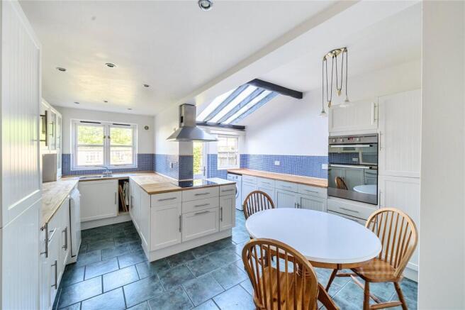 Kitchen/Breakfast Rm