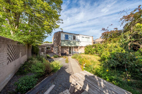 Vicarage Close, Littlemore, Oxford