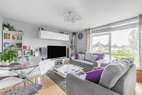 Amanda Court, Edward Way, Ashford, TW15