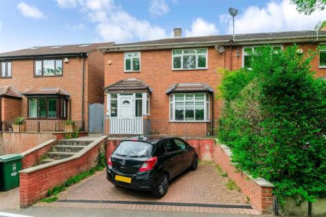 Yardley Lane, Chingford, E4