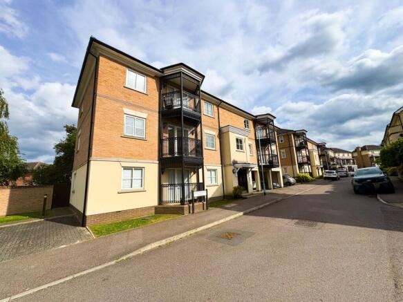 Buckingham Road CM16