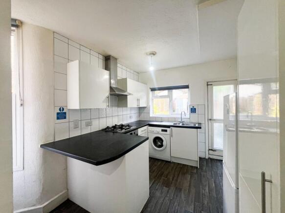 Madeira Rd E11