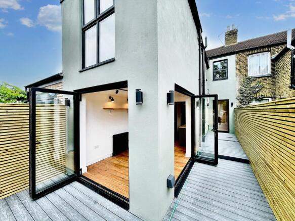 Aubrey Rd E17