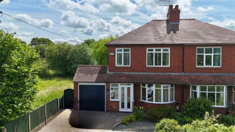 Crewe Road, Shavington, CW2