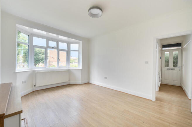 1347992-8-68b5877...