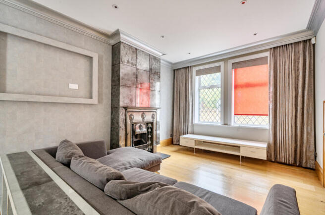 1369916-1-68ef995...