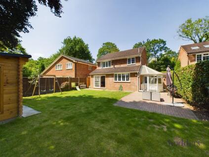West Byfleet, Surrey, KT14