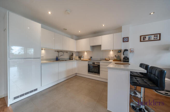 c39964a1-e38f-4d8...